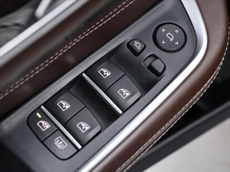 BMW Řada 6 3,0 630d Xdrive 195kW CZ DPH M - fotka 15 z 42