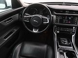Jaguar XF (2018) 20d, Automat, Kůže, Navi - náhled 7