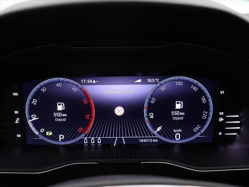 Škoda Superb 2,0 TDI 147kW L&K LED DSG CZ - fotka 16 z 36