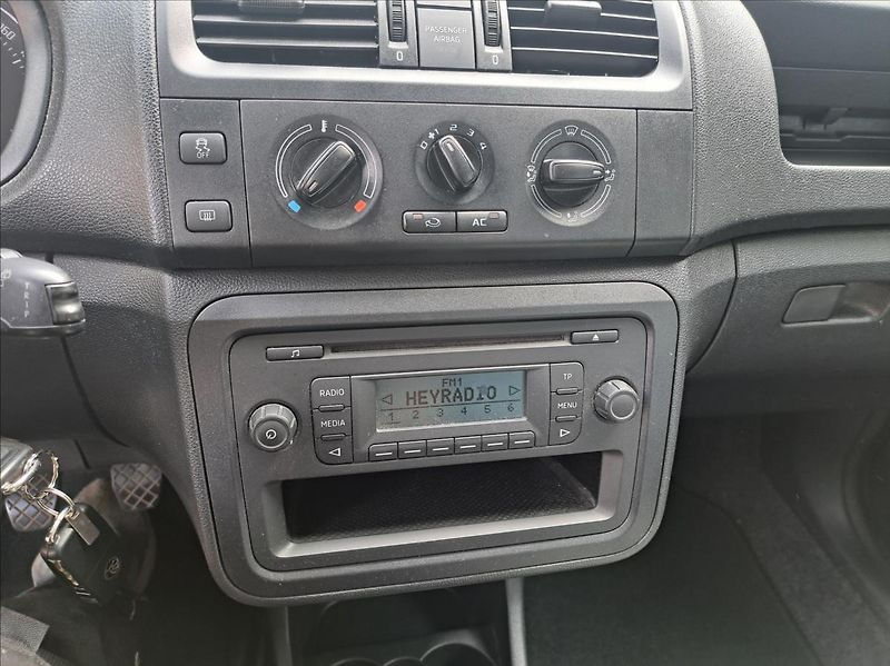 Škoda Fabia 1,2 HTP - fotka 19 z 47