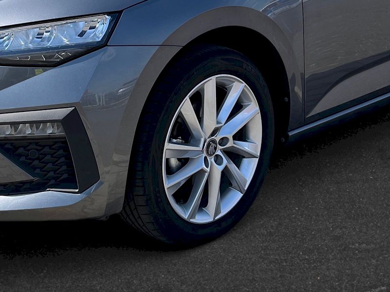 Škoda Scala (2025) Top Selection 1.0 TSI DSG - fotka 25 z 32