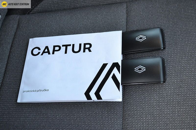 Renault Captur techno E-Tech full hybrid 145 - fotka 49 z 51