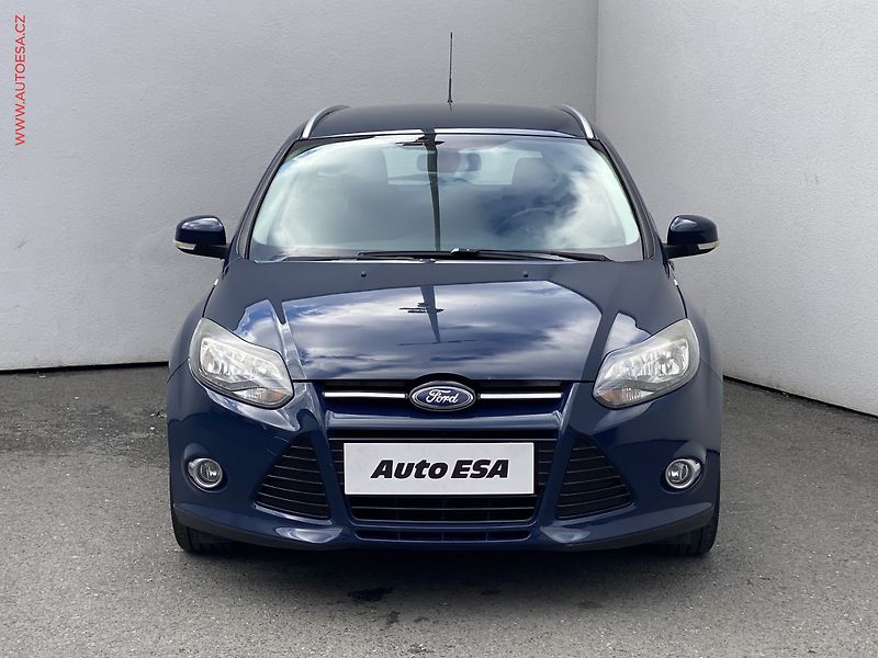 Ford Focus (2014) 1.6 TDCi, ČR, Titanium, navi - fotka 2 z 19
