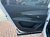 Peugeot 5008 (2020) 1.5 BlueHDi GT-Line LED Kamera - náhled 24