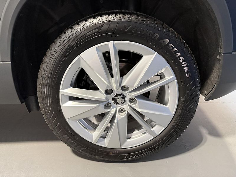 Škoda Karoq 1.5 TSI 110kW Top Selection DS - fotka 13 z 13
