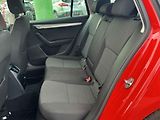 Škoda Octavia (2015) 1.6 TDi, Ambition, AC, park - náhled 10