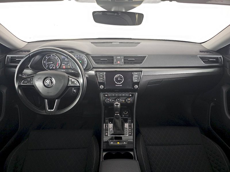 Škoda Superb (2016) 2.0TDi 140kW DSG STYLE PLUS TA - fotka 8 z 27
