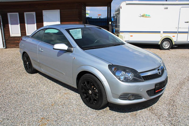 Opel Astra (2007) REZERVACE - fotka 3 z 18