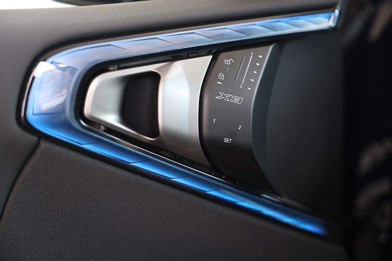 BMW X3 xDrive20d - fotka 13 z 18