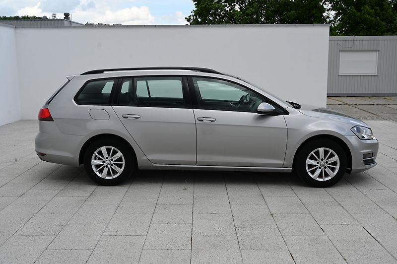 Volkswagen Golf VII 1.2TSI 77KW POHON ŘEMEN  - fotka 4 z 47