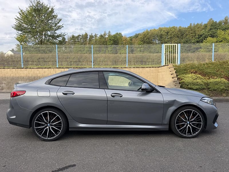 BMW Řada 2 Gran Coupe 220i 131kW MSPORT - fotka 2 z 24