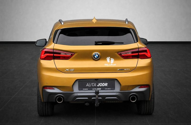 BMW X2 20i xDrive, Tažné, Kamera, ČR - fotka 4 z 32