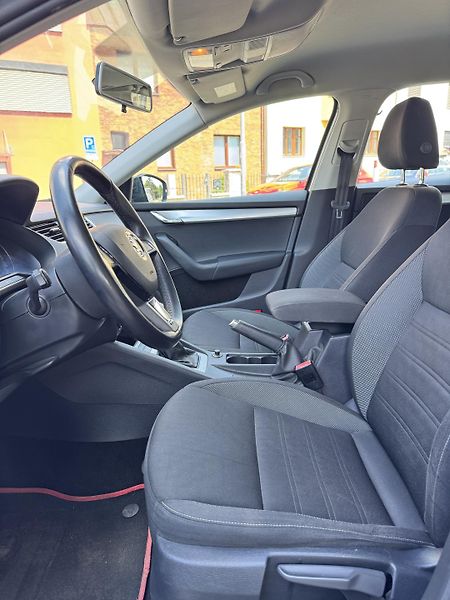 Škoda Octavia 1.6TDi 85kW  - fotka 11 z 18