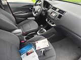 Kia Rio KRÁSNÁ,75T.KM,1MAJ48LET,VÝBAVA - náhled 8