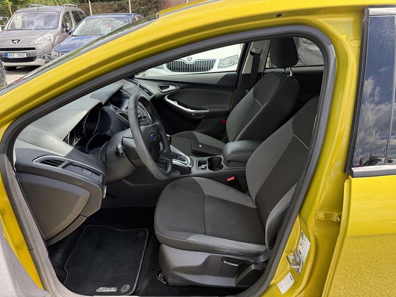 Ford Focus 1.6 TDCI - fotka 8 z 13