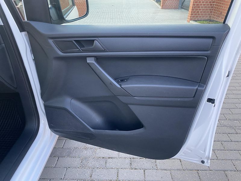 Volkswagen Caddy 2.0TDi,4MOTION, VÝB.STAV!! - fotka 26 z 45