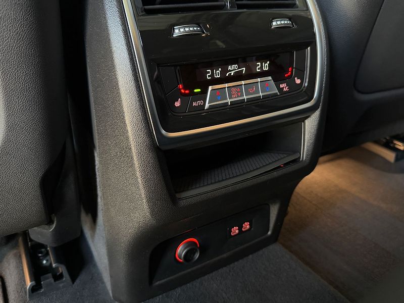 BMW X5 30d xDrive,Nezávislé,Ventilace - fotka 28 z 31