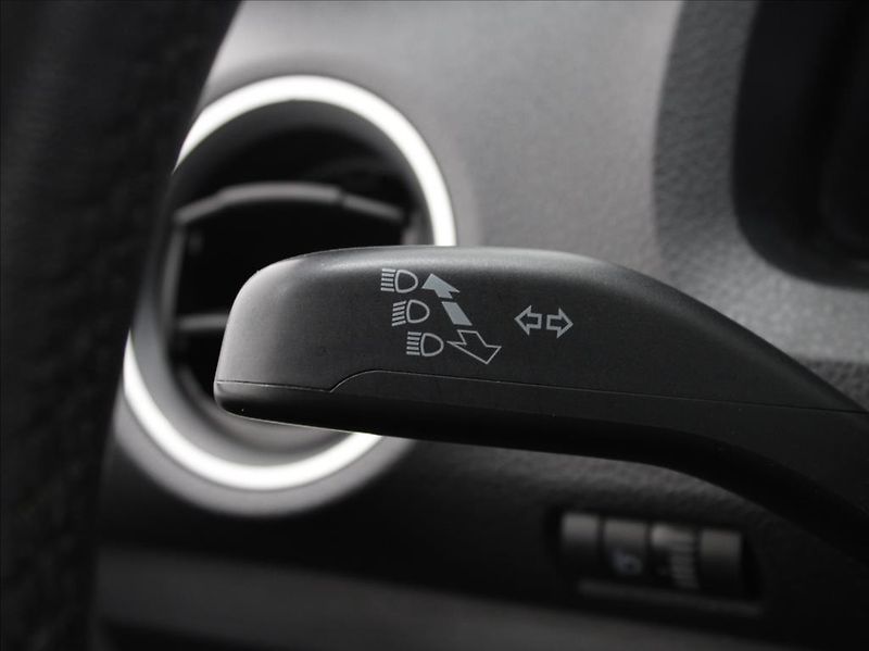 Škoda Citigo 1,0 MPI 44kW Elegance 122tkm. - fotka 17 z 20