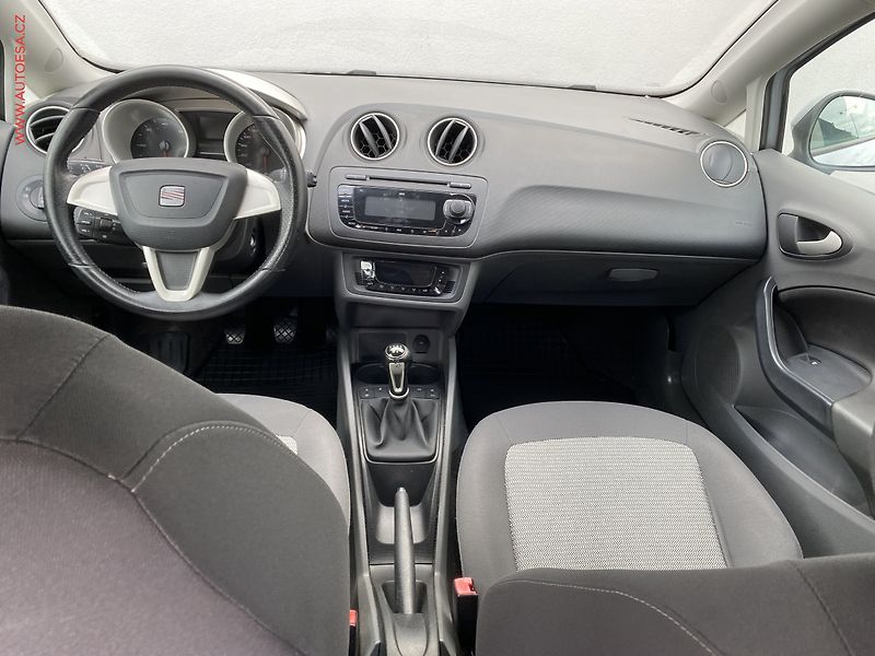 Seat Ibiza (2009) 1.9 TDi, AC - fotka 8 z 17