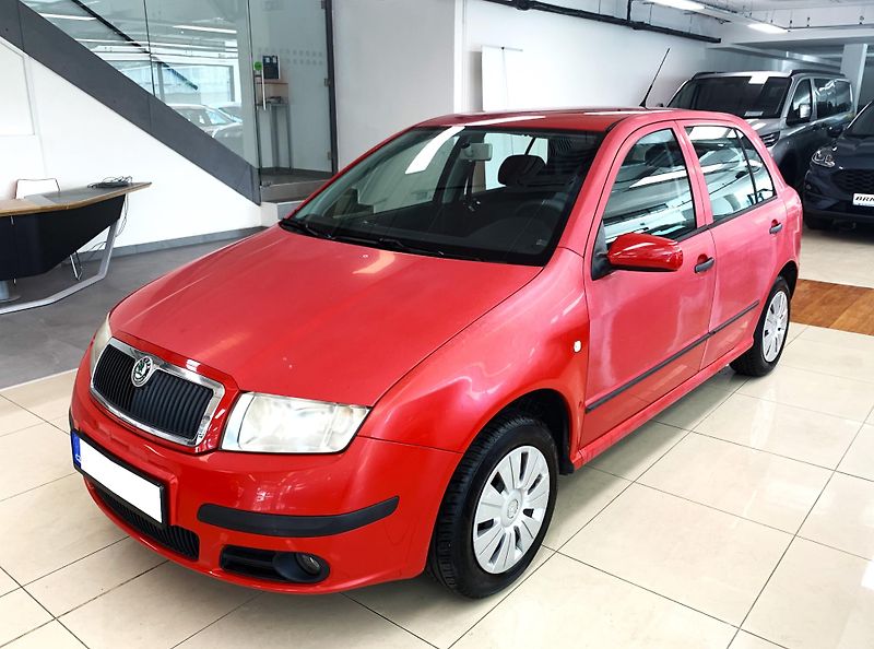 Škoda Fabia 1.2 HTP, ČR - fotka 3 z 21