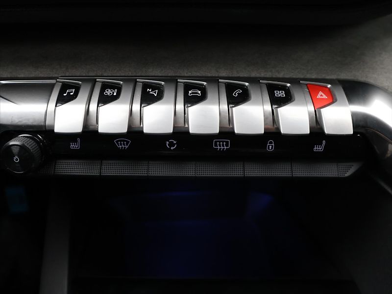 Peugeot 5008 2.0 HDI 130kW GT-line CZ DPH - fotka 24 z 35