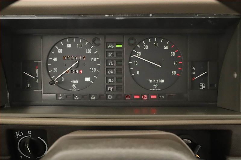 Škoda Favorit (1990) 1.3 136 , Serv.kniha - fotka 9 z 14