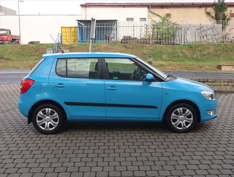 Škoda Fabia (2010) Ambition 1.2 12V, po STK - fotka 6 z 15