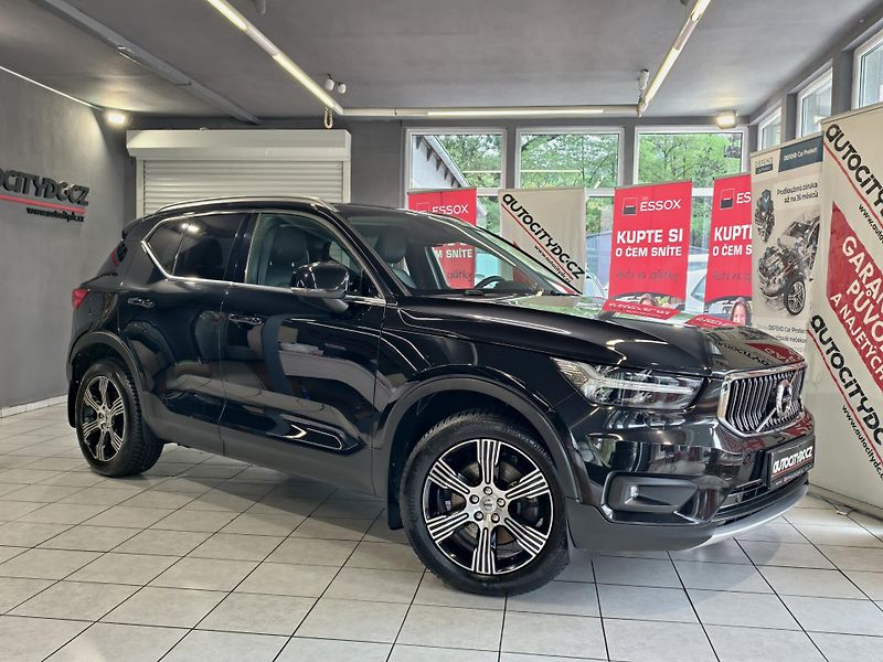 Volvo XC40 D4 140kW AWD, INSCRIPTION, DPH - fotka 24 z 25