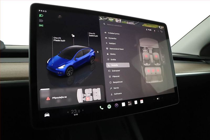 Tesla Model Y (2024) Long Range AWD 79kWh - fotka 20 z 30