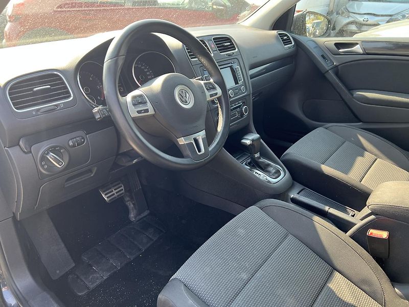 Volkswagen Golf VI 2.0TDi 81kW - fotka 7 z 11