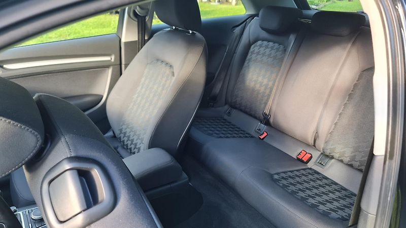 Audi A3 (2013) Sportback 1.4 TFSI 90 kW 2013 - fotka 20 z 29