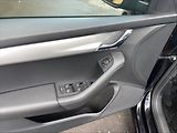 Škoda Superb 2,0 TDI 110 Style - náhled 11