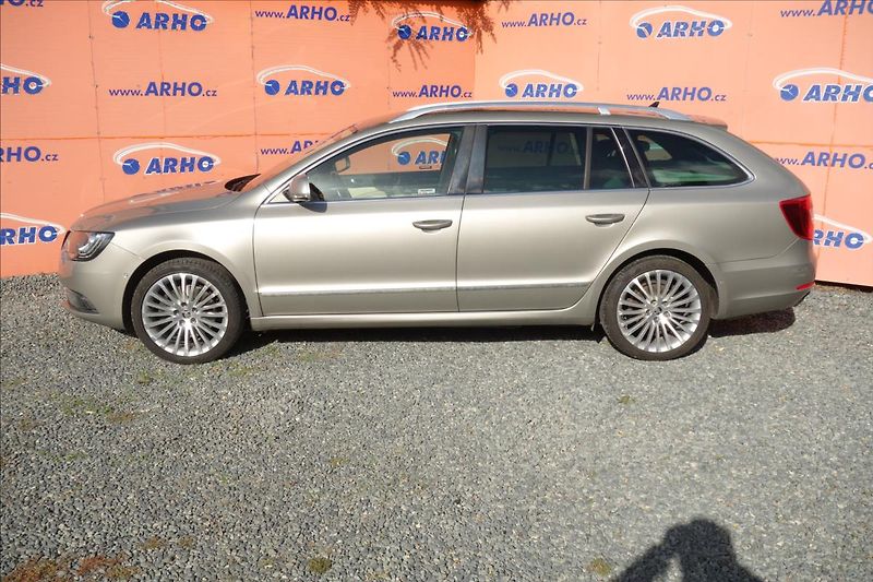Škoda Superb 2,0 TDi 125KW, ČR, L&K, 4x4. - fotka 4 z 38