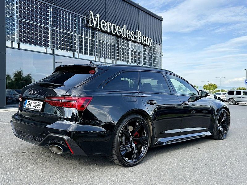Audi RS 6 (2022) Avant TFSI 441 kW quattro - fotka 8 z 53