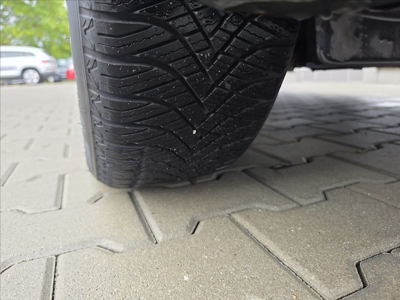 Suzuki S-Cross 1,4 Mild Hybrid AllGrip Premiu - fotka 37 z 45