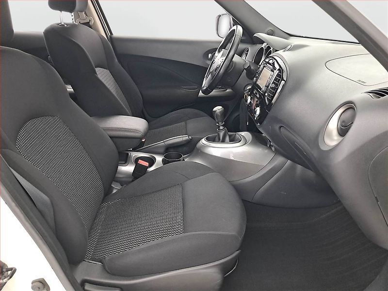 Nissan Juke (2017) 1.2 DIG-T, Serv.kniha, Navi - fotka 9 z 19