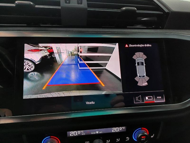 Audi Q3 (2022) 35 TDI quattro (110kW/150k) S - fotka 16 z 24