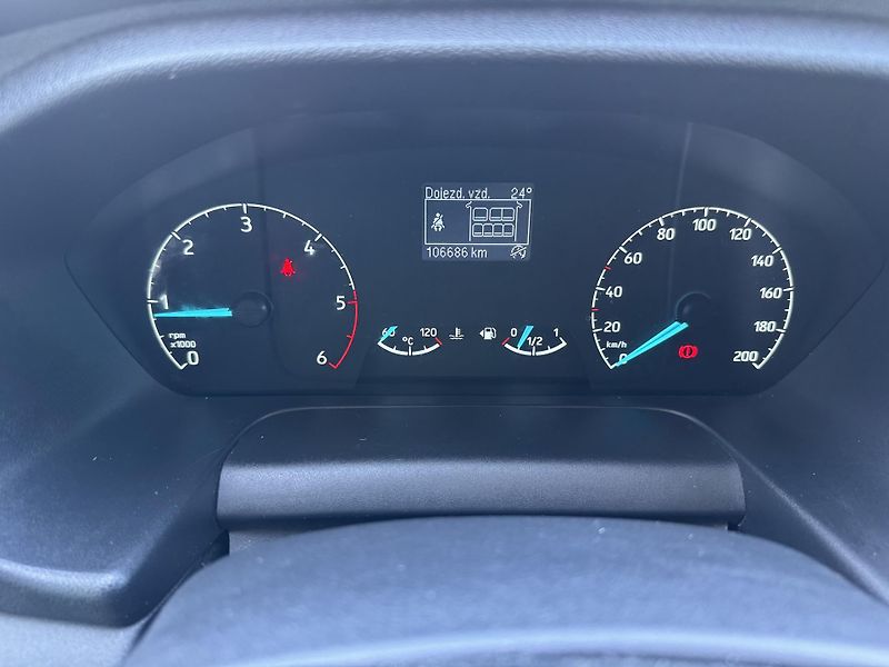 Ford Transit (2022) 2,0TDCi KLIMA 7.MÍST - fotka 20 z 24