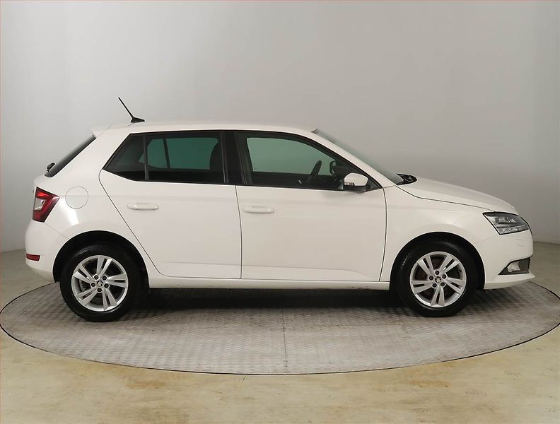 Fiat Tipo (2022) Cross 1.0 FireFly, Serv.kniha - fotka 6 z 15