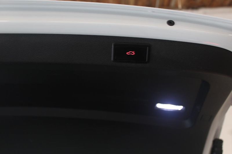 Škoda Superb (2020) 2.0TDI DSG SportLine Display - fotka 21 z 35