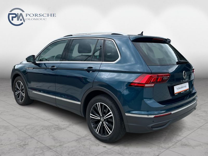 Volkswagen Tiguan Life 2.0 TDI 110 kW DSG - fotka 6 z 30