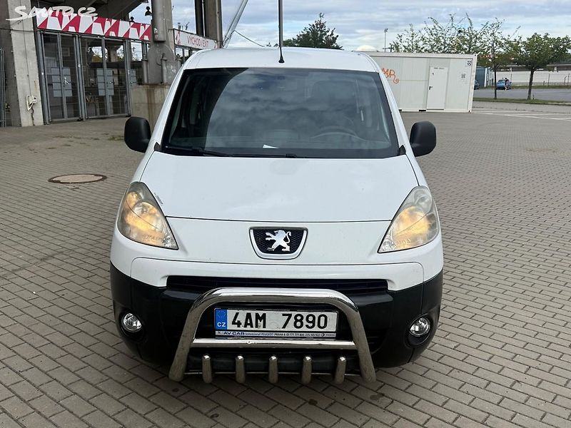 Peugeot Partner (2011) 1.6HDi 55kw 5 míst Tažné - fotka 8 z 15
