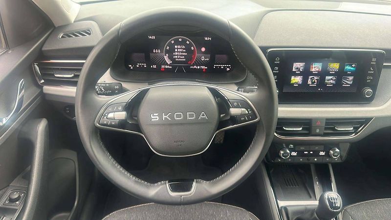 Škoda Kamiq Top Selection 1,0TSI 85kW MT6/ - fotka 8 z 25