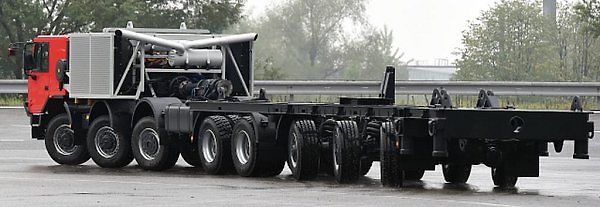 Automobilka Tatra vyrobila v Kopřivnici na Novojičínsku vůz dlouhý 18 metrů.