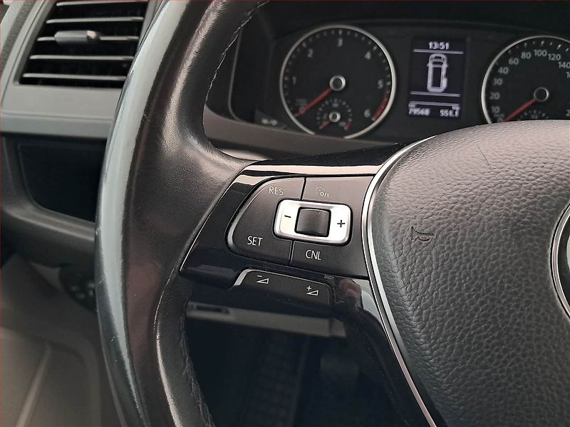 Volkswagen Transporter (2018) 2.0 TDI, Bus, 8Míst, ČR, DPH - fotka 16 z 21