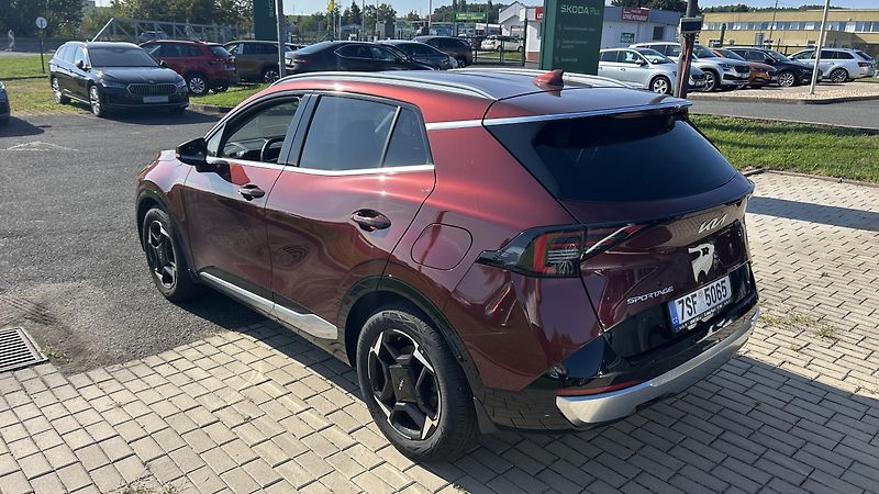 Kia Sportage (2025) 1.6 TGDI TOP 1.maj Facelift - fotka 3 z 13