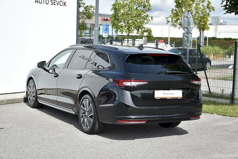 Škoda Superb (2025) Sportline 2.0 TDI 110 kW DSG - fotka 7 z 32