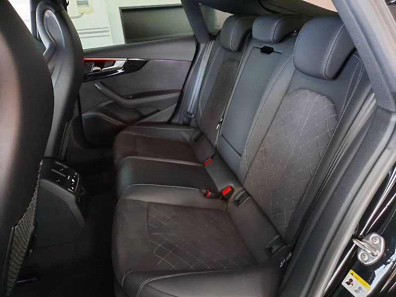 Audi S5 (2025) Sportback 3.0 TDI quattro (251 - fotka 9 z 30