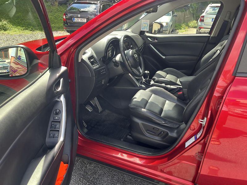 Mazda CX-5 (2014) 2,2 D 110 Kw REVOLUTION ČR!!! - fotka 9 z 17