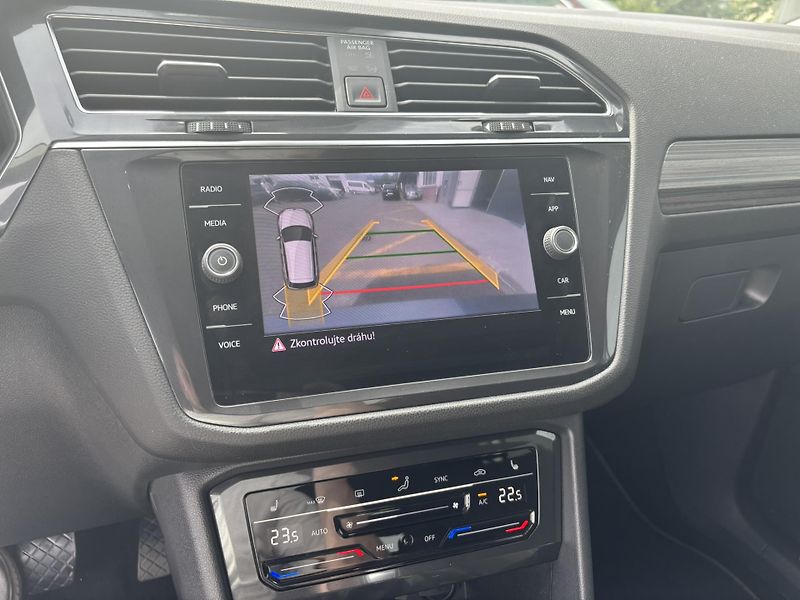 Volkswagen Tiguan (2023) Allspace Life 1.5 TSI - fotka 10 z 18